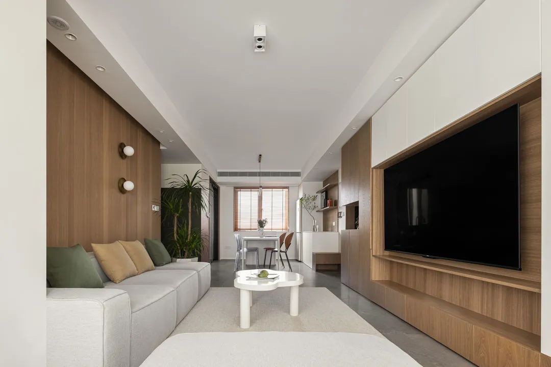 100平現(xiàn)代風格三房裝修案例，對新家充滿期待