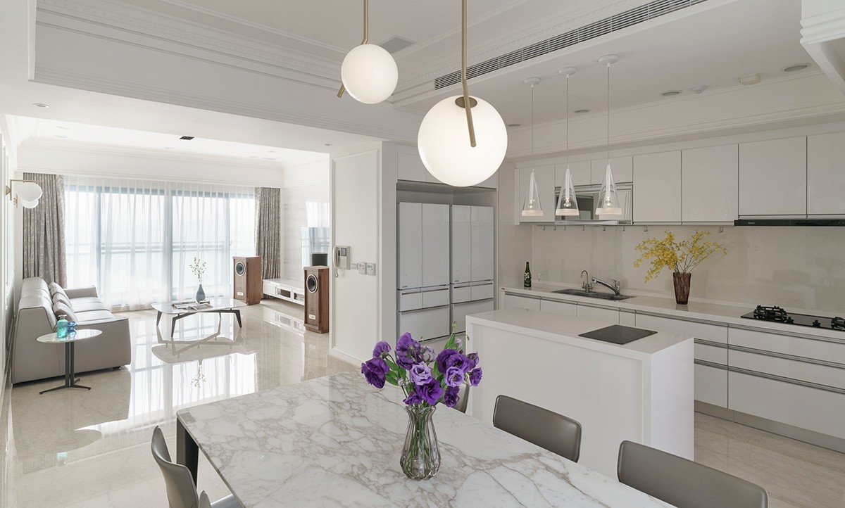 90平現(xiàn)代簡約三房裝修，極大化透亮視野