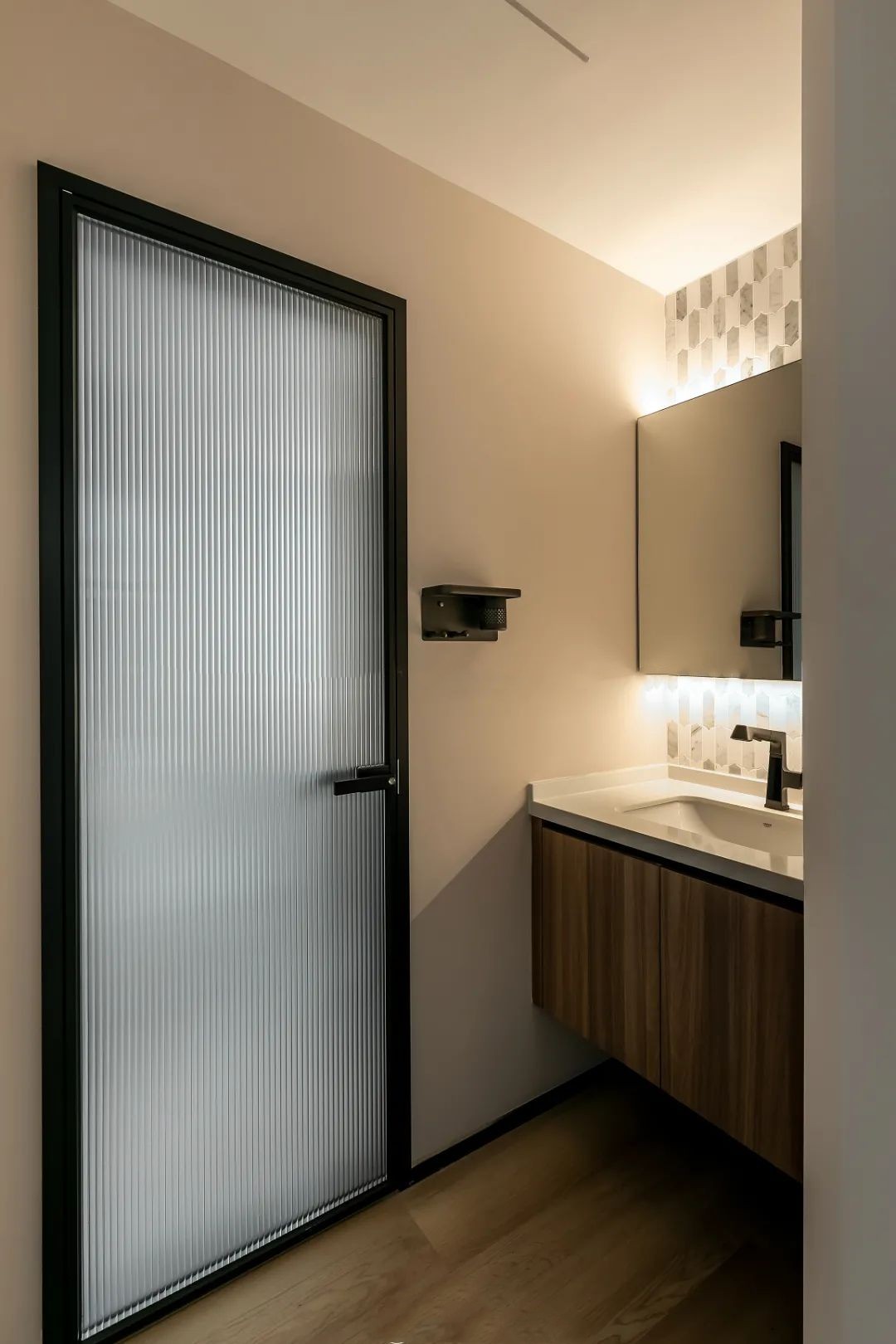 廣澤上苑-105㎡現(xiàn)代奶油風(fēng)三居，夢想中柔軟又宜居的家！