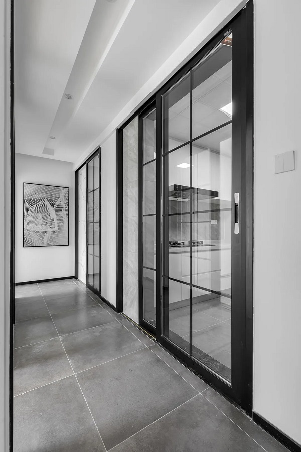 92平米現(xiàn)代簡約設計，不做電視柜更簡練舒適