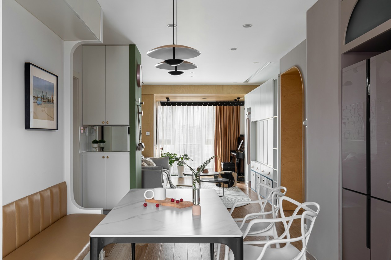 80平北歐兩房裝修，打造跳躍的色彩