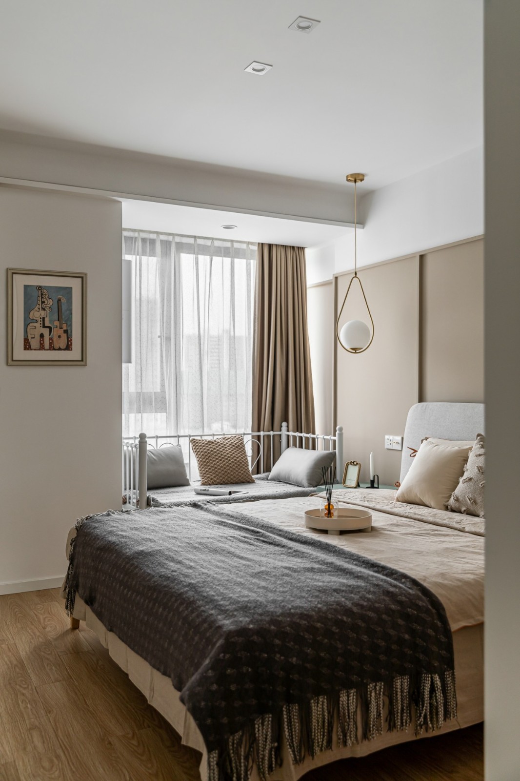 80平北歐兩房裝修，打造跳躍的色彩