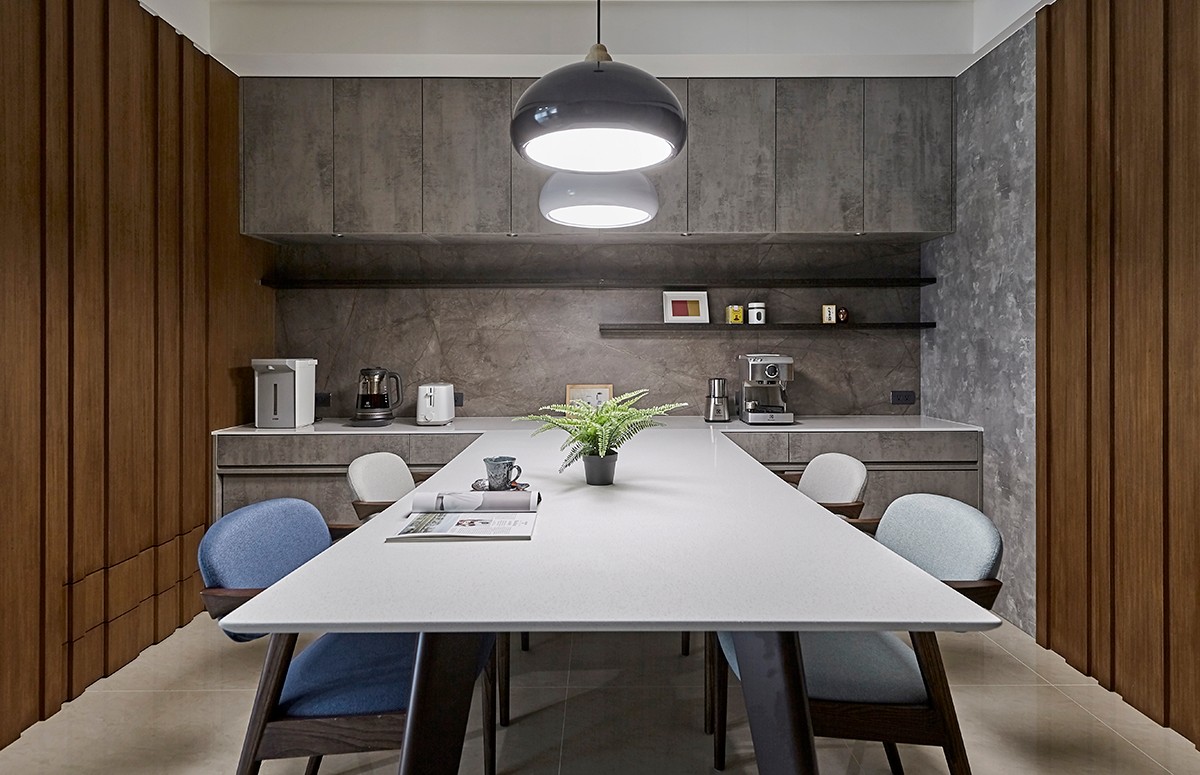 120平大三房輕奢風(fēng)格裝修，色彩沉著內(nèi)斂