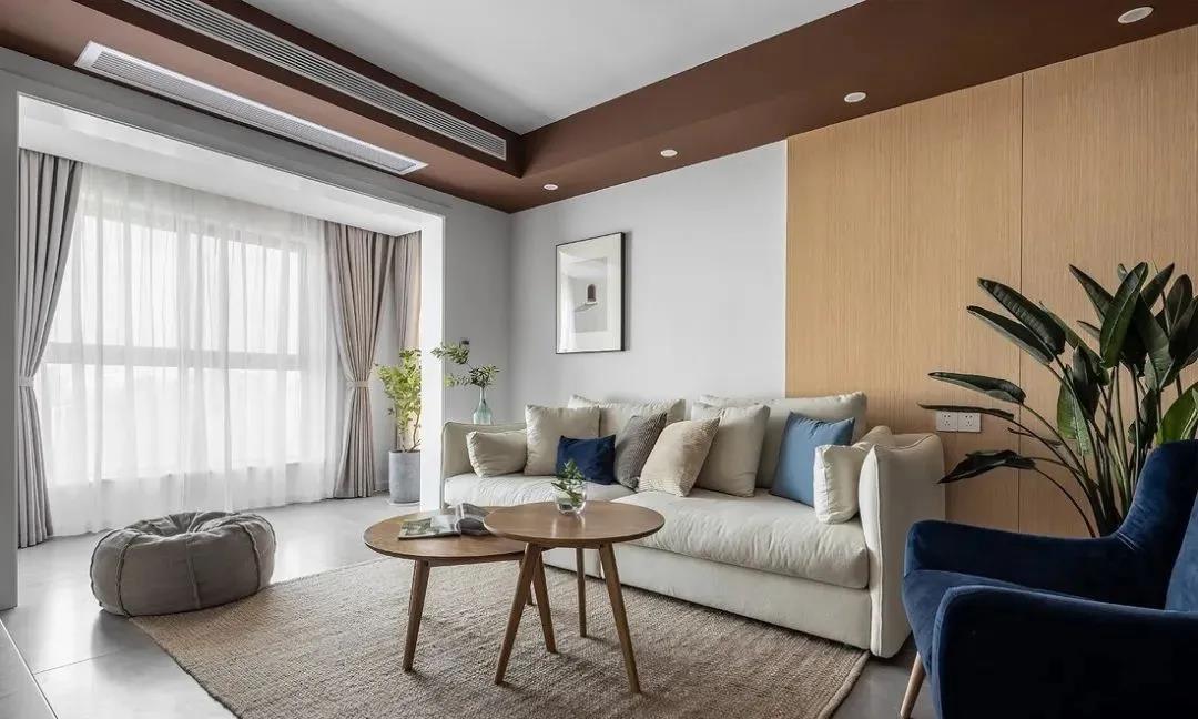 95m2簡(jiǎn)約三居室，純白+原木，全屋溫潤(rùn)舒適美極了！