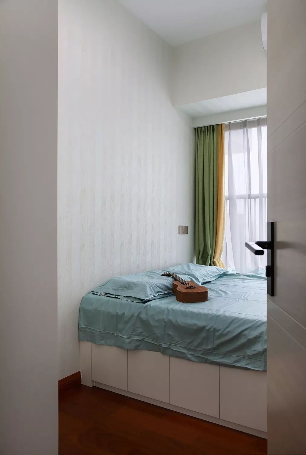 長(zhǎng)房嶺秀時(shí)代-80㎡現(xiàn)代輕奢二居，清爽又充滿暖意的家！